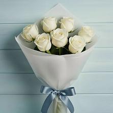 Букет 7 Белых роз Эдлесс Лав в Шатурторф