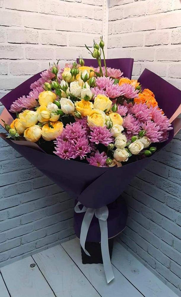 Букет цветов из: Хризантемы и Розы в Шатурторф