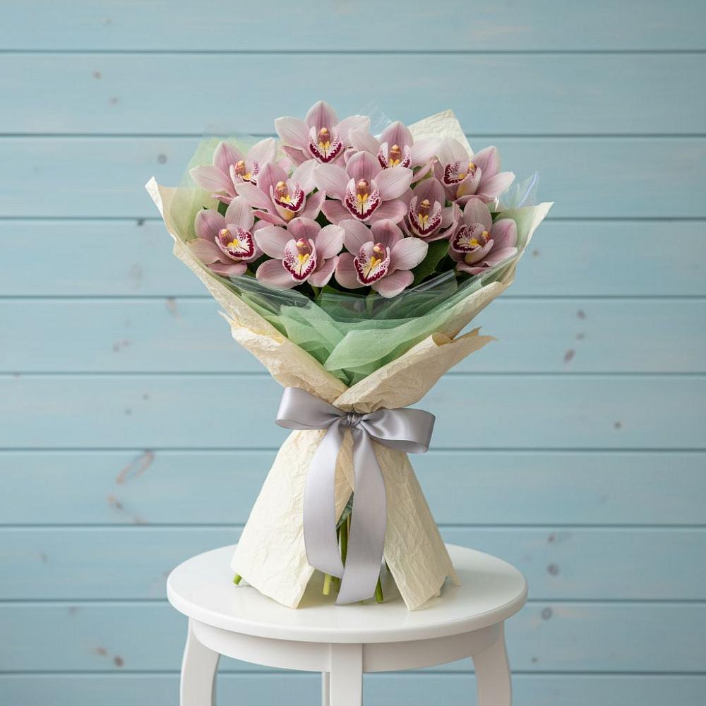 Букет цветов из: Орхидеи и Розы в Шатурторф