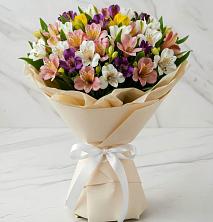 Букет цветов из:  Альстромерии в Шатурторф