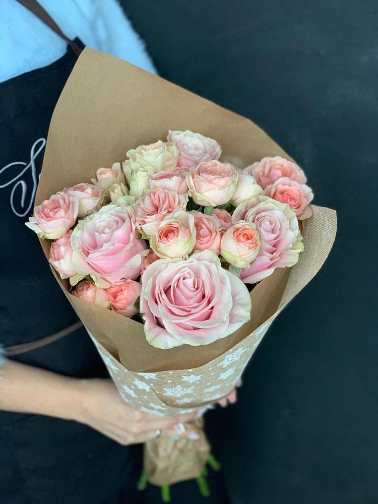 Букет цветов из: Хризантемы и Розы в Шатурторф