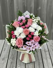 Букет цветов из:  Альстромерии, Гвоздики, Розы и Хризантемы в Шатурторф