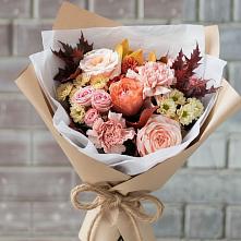 Букет цветов из:  Гвоздики, Хризантемы и Розы в Шатурторф