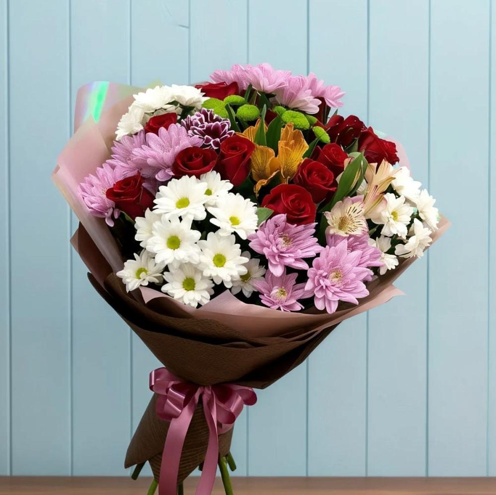Букет цветов из: Розы, Хризантемы и Альстромерии в Шатурторф