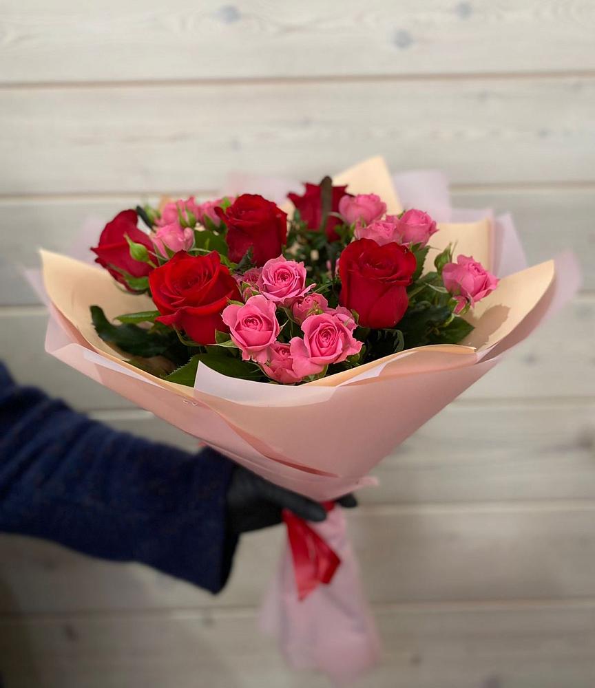 Букет цветов из: Розы в Шатурторф