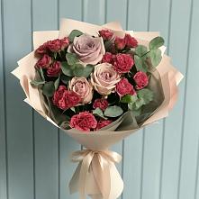 Букет цветов из:  Гвоздики и Розы в Шатурторф