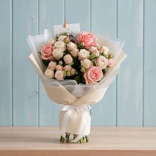 Букет цветов из:  Розы в Шатурторф